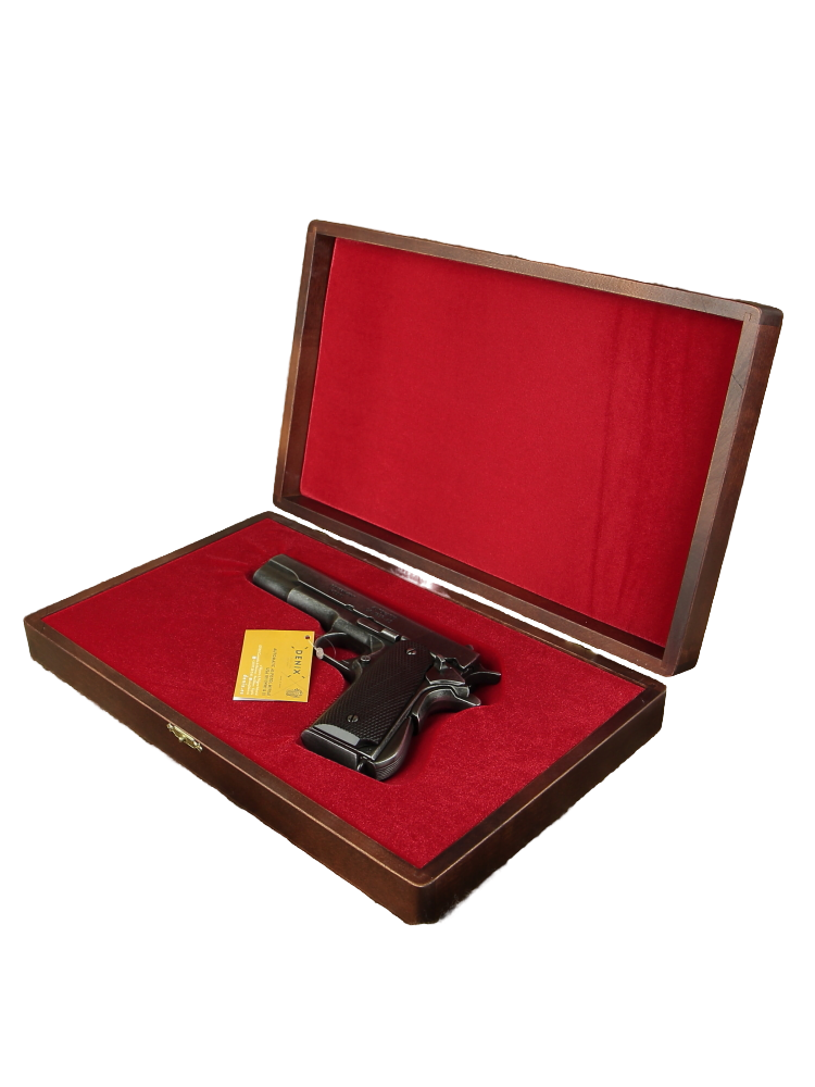 Макет. Пистолет автоматический Кольт- 45 калибр (Colt M1911A1) DE-2312-BOX
