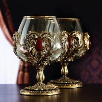 Набор из двух бокалов для коньяка с натуральным камнем (сердолик) в деревянном футляре GP-050402051/3