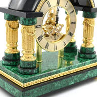 Часы каминные из малахита КОНЬ AZRK-3200539 - Часы каминные из малахита КОНЬ AZRK-3200539