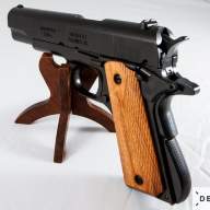 Пистолет автоматический M1911A1, .45 калибра, США, 1911 г. (1-я и 2-я Мировые войны) DE-8312 - Пистолет автоматический M1911A1, .45 калибра, США, 1911 г. (1-я и 2-я Мировые войны) DE-8312