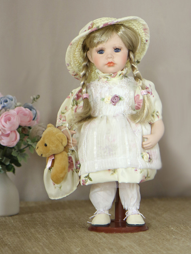 Кукла фарфоровая на подставке YF-12504